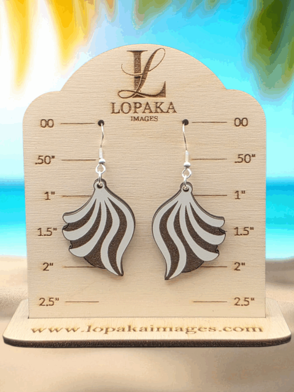 Graceful Flowing Design Earrings